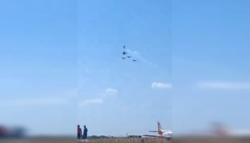 VIDEO: Nešťastie počas leteckej šou na juhu Portugalska. Zrážku akrobatických lietadiel jeden z pilotov neprežil