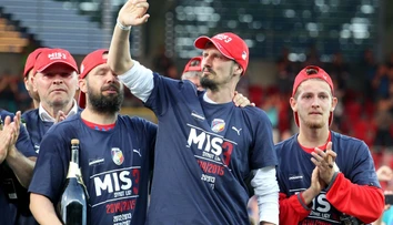 Po dlhom boji so zákernou chorobou zomrel futbalista Marián Čišovský