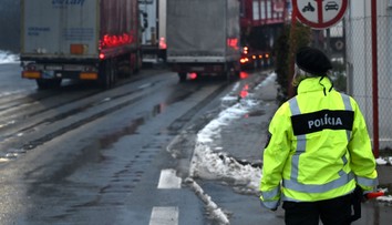 Nové protesty na Slovensku: Vstupujú do nich autodopravcovia, prekáža im aj transakčná daň