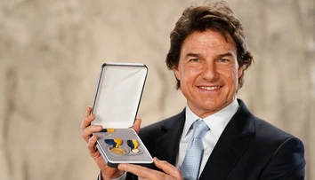 Tom Cruise dostal od amerického námorníctva najvyššie vyznamenanie za film Top Gun