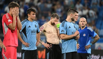 Radosť cez slzy? Slovan stihol pred vypadnutím zarobiť fanúšikovi poriadny balík