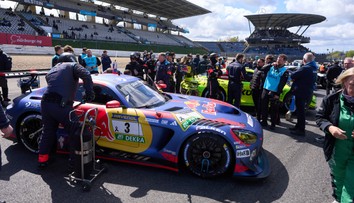 Preteky, na ktoré sa chystal aj Verstappen, poznačila obrovská tragédia. Jazdec veľkú zrážku neprežil