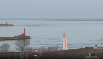 Sever Japonska zasiahlo silné zemetrasenie, hrozia ďalšie. Prvá vlna cunami už dorazila na pobrežie