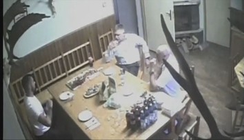 Kauza poľovnícka chata v Čifároch: Policajt z NAKA čelí obžalobe, súd odročili