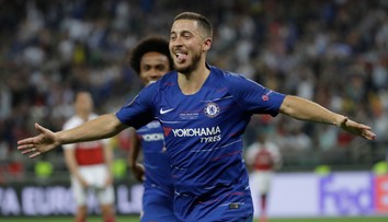 Po odchode z Realu si klub nenašiel. Kariéru ukončil jeden z najlepších hráčov svojej generácie