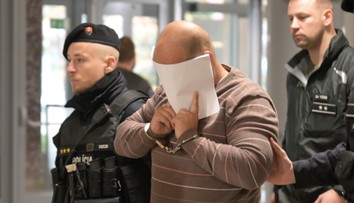 Košickí expolicajti priznali, že na smrť zbili muža bez domova. Súd im za to skrátil výkon trestu na tretinu