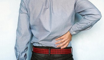 Tri litre tekutín a obličkové kamene? Urológ vysvetľuje spojitosť