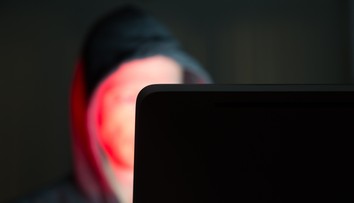 Polícia zadržala predátora z dokumentu V sieti. Dievčatá obťažoval aj po obvinení