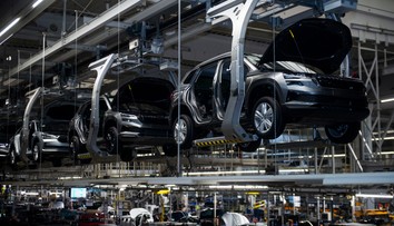 Prepúšťanie a znižovanie miezd. Zamestnanci nemeckej automobilky vstúpili do štrajku