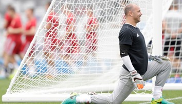 Legendárny Király zavesil reprezentačné tepláky na klinec