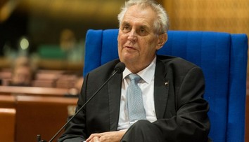 Zeman udelí Gottovi na budúci rok vzácne vyznamenanie