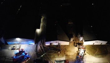 Ohnivé peklo na farme pri Modre: Pri požiari zahynuli stovky zvierat, mnohé sa udusili