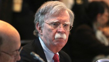 Bolton sa v knihe obul aj do Babiša: Už chápem, prečo ho Trump vyhodil, reaguje český premiér