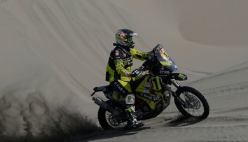 Dakar: Štefan Svitko obsadil v desiatej etape šiete miesto. Pomohla mu k tomu aj penalizácia súpera