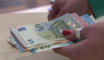 Zmena vo výške minimálnej mzdy. Od januára 2026 sa zvýši, rozhodne automat