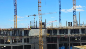 Ohrozená statika či podozrenie z nekvalitne odvedenej práce. Výstavbu vojenskej nemocnice v Prešove pozastavili