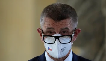 Krik v predvolebnej debate v Česku. Kandidáti na premiéra sa pohádali hneď v úvode