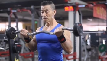 „Železný dedko“ prezradil tajomstvo svojej dokonalej postavy. Uhádli by ste jeho vek?