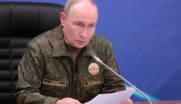 Putinovo Rusko má tak málo benzínu, že v Novosibirskej oblasti ľuďom radí nejazdiť autom. Firmy vyzýva na prácu z domu