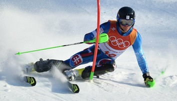 Adam Žampa v slalome na 24. mieste, topfavoriti pohoreli