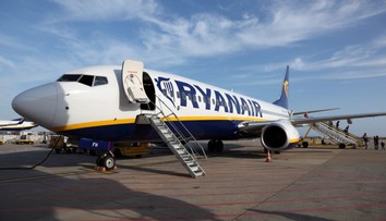 Ryanair žiada cestujúcich, aby nenosili na palubu jednu vec. Tentoraz to nie sú rifle