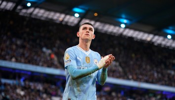 City naďalej v hre o titul, absolútnym hrdinom soboty Foden. Tottenham doma prehral