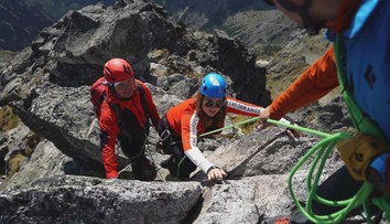 S Tribulom vyliezla na druhý najvyšší štít Tatier prvá moderátorka Televíznych novín na Markíze