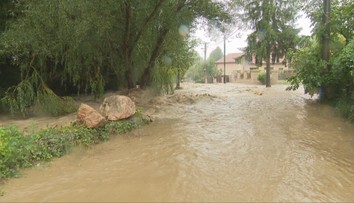 Obce pod Karpatami postihla povodeň, akú si tam nepamätajú. Z potokov sa stal nekontrolovateľný živel