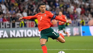 Cristiano Ronaldo rozširuje svoje portfólio aktivít. Hviezdny Portugalčan vstupuje do sveta MMA