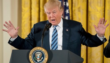 Trump sa za svoj nezrozumiteľný tweet stal obeťou žartíkov na sieti