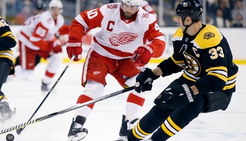 NHL Detroit vyhral v Chicagu 4:0, Tatar nebodoval