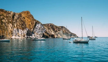 Na tomto talianskom ostrove nie sú cesty, autá ani signál. Práve preto si ho turisti zamilovali