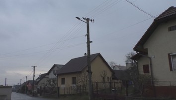 Človeka vystriedala moderná technológia. V obecnom rozhlase pri Prievidzi sa prihovára umelá inteligencia