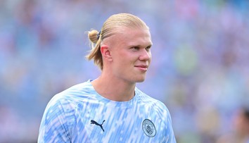 Nezastaviteľný gólostroj. Haaland spasil Manchester City na pôde Brentfordu