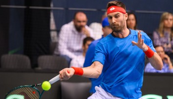 VIDEO: Kontroverzný moment v zápase slovenského tenistu. Nahnevaný vybehol za fanúšikmi do hľadiska