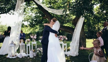 Konečne sú vonku! Zverejnili fotky z tajnej svadby Šebovej a Kubovčíka