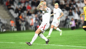 VIDEO: Okabátili súpera, no koncovka na zaplakanie. Icardi adeptom na babráka roka