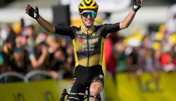 Premiérovú horskú etapu najlepšie zvládol Simon Yates. Pogačar tesne prišiel o žltý dres