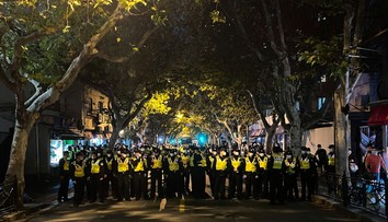 Obrovská vlna odporu voči covidovým reštrikciám v Číne. V krajine cenzurujú aj futbalové MS