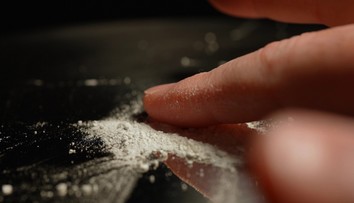 Kofeín sa už aj šňupe. Odborníci ho prirovnávajú k tvrdým drogám a varujú pred rizikami