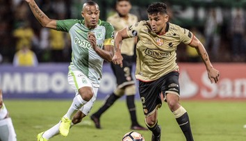 Prechádzka ulicou skončila tragicky. Dvaja ozbrojenci z motorky zastrelili reprezentanta aj ženu, čo šla s ním