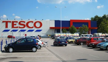 Nedávno boli jednotkou na trhu, teraz sa špekuluje o predaji. Prečo chce vraj Tesco odísť zo Slovenska?