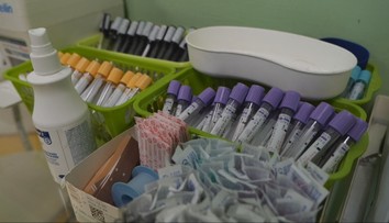 Transakčná daň dobehla už aj zdravotníkov. Ambulancie budú musieť zatvoriť alebo si pacienti priplatia