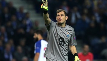 Jeden z najlepších brankárov histórie sa lúči. Iker Casillas ukončil kariéru