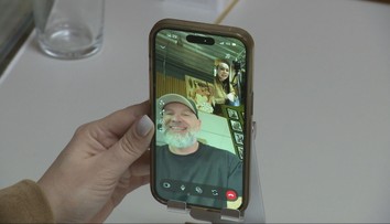 Známemu mužovi z Miami ukradli podvodníci fotografie a okrádajú ženy aj na Slovensku. Spojili sme sa s ním