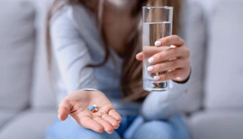 Lieky, ktoré užíva veľa ľudí, môžu mať nebezpečné vedľajšie účinky. Štúdia vydala nové odporúčania na ich predpisovanie