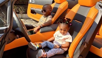 Nigérijský „Richie Rich“ dostal prvý dom, keď mal 6 rokov. Otec tvrdí, že si všetko zaslúžil