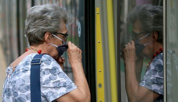 Bratislava odmení zaočkovaných. Vyhlásila súťaž o lístky na MHD