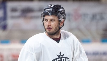 Zahral si s Crosbym, z NHL ho vyprevadil Gretzky. Bývalý kapitán Slovenska sa nevyhovára: Chyba bola vo mne