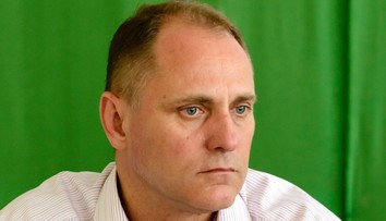 SNS stiahla z kandidátky podpredsedu Chovana, zo Skoku sa vzdal Kollár